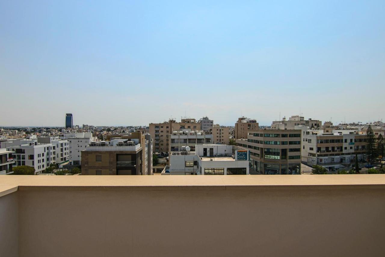 Phaedrus Living: Luxury Suite Nicosia 508 外观 照片